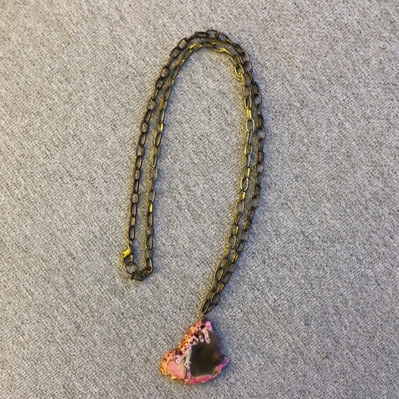 Pink agate chain necklace. - Picture 3 of 6